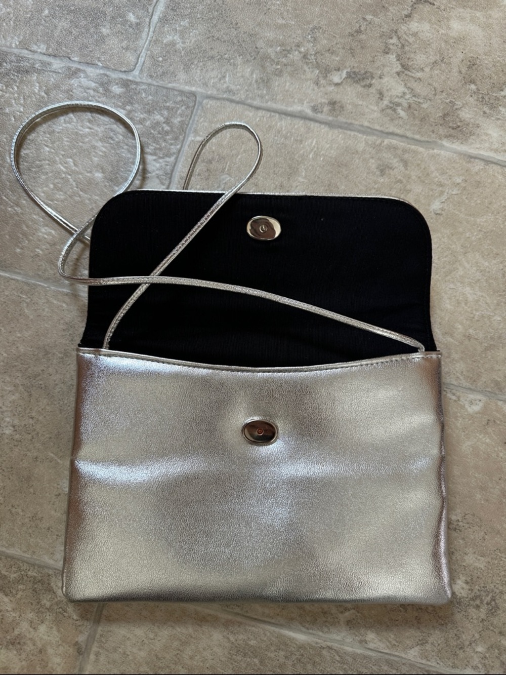 Metallic Silver Bow Clutch Wallet - Women Bags - Picture 3 of 5
